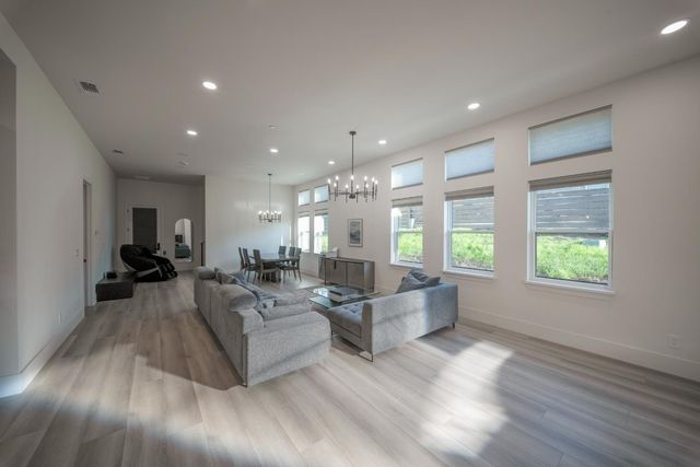 5696 San Juan Ave, Citrus Heights, CA 95610