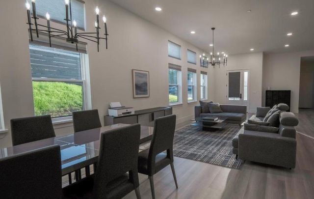 5696 San Juan Ave, Citrus Heights, CA 95610
