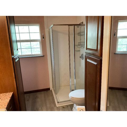 10250 Sterling Creek Road, Jacksonville, OR 97530