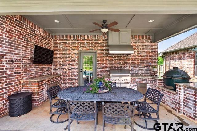 305 Hines Crossing, Bullard, TX 75757