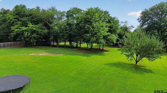 305 Hines Crossing, Bullard, TX 75757
