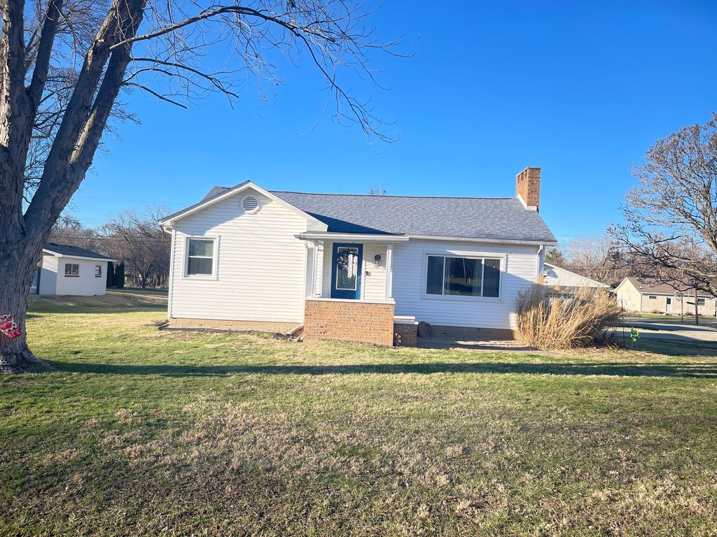 401 Lakeview Avenue, Danville, IL 61832