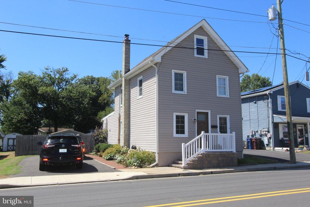 34 ELM ST, WOODSTOWN, NJ 08098 — exterior