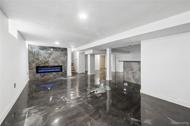 37031 Colgate, Sterling Heights, MI 48310