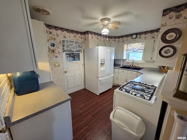 923 W NORTHMOOR Road, Peoria, IL 61614