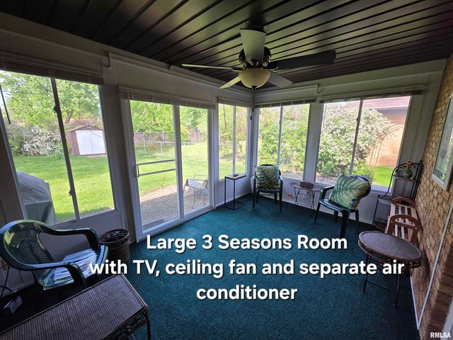 923 W NORTHMOOR Road, Peoria, IL 61614