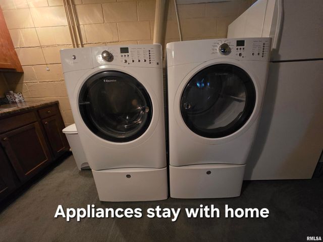 923 W NORTHMOOR Road, Peoria, IL 61614