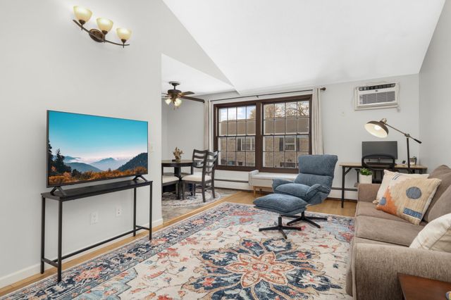 811 Smetana Road 8, Hopkins, MN 55343