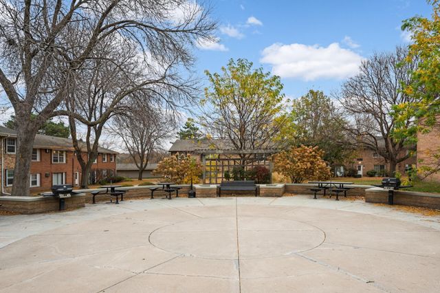 811 Smetana Road 8, Hopkins, MN 55343