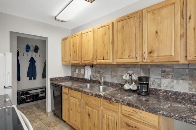 811 Smetana Road 8, Hopkins, MN 55343