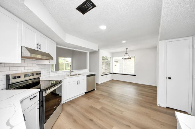 11910 Green Glade Drive, Houston, TX 77099