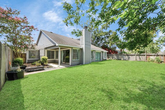 11910 Green Glade Drive, Houston, TX 77099