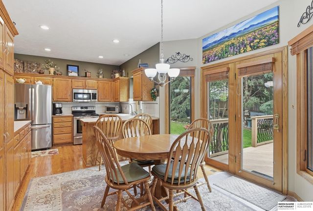 17511 T Street, Omaha, NE 68135