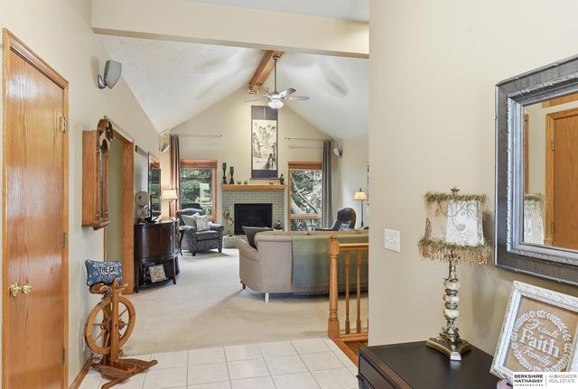 17511 T Street, Omaha, NE 68135