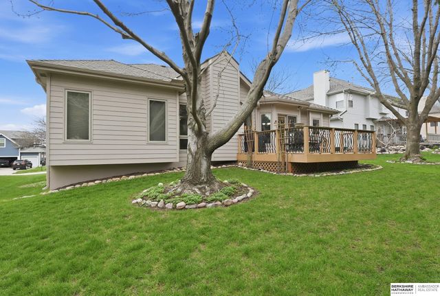 17511 T Street, Omaha, NE 68135