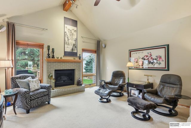 17511 T Street, Omaha, NE 68135