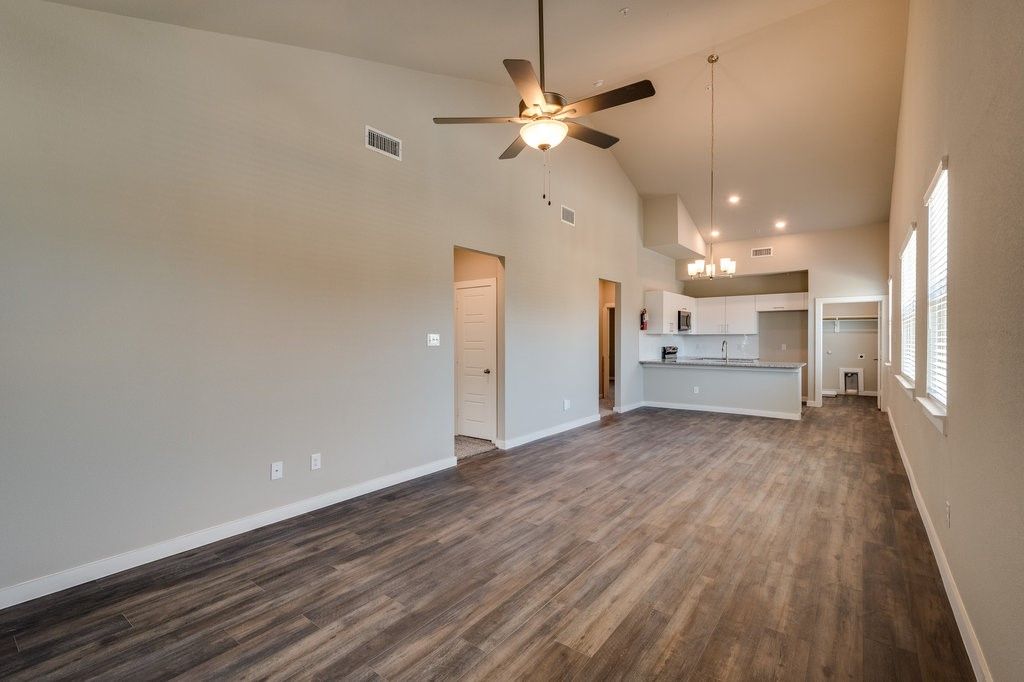 718 Fallow Drive, Venus, TX 76084