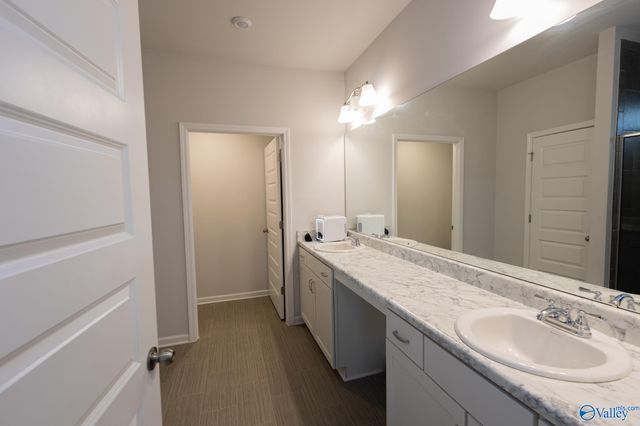 121 Mill Valley Way, New Market, AL 35761