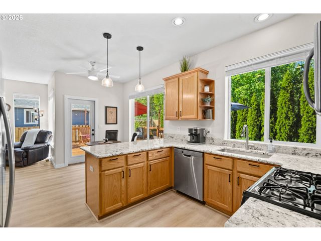 17135 Sw GREENGATE Dr, Sherwood, OR 97140