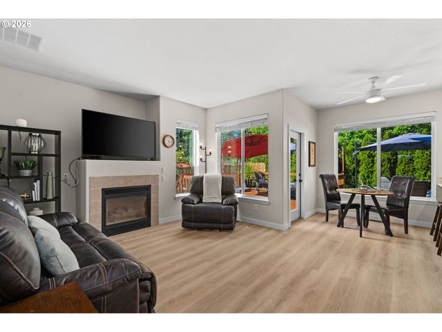 17135 Sw GREENGATE Dr, Sherwood, OR 97140
