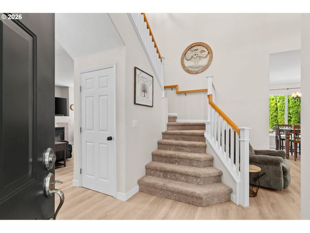 17135 Sw GREENGATE Dr, Sherwood, OR 97140