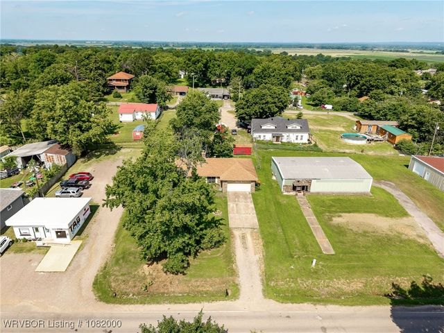 708 Main Street, Arkoma, OK 74901