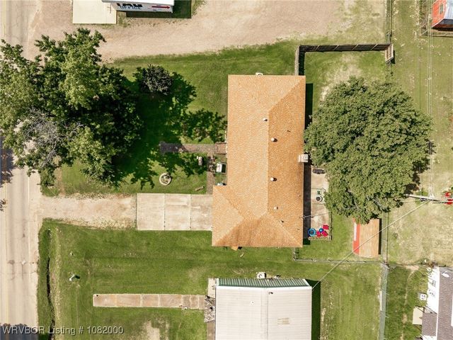 708 Main Street, Arkoma, OK 74901