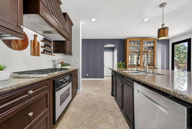 1656 Trenton Way, San Marcos, CA 92078