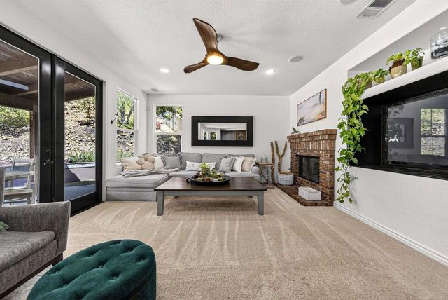 1656 Trenton Way, San Marcos, CA 92078