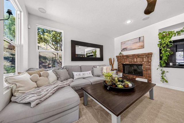 1656 Trenton Way, San Marcos, CA 92078