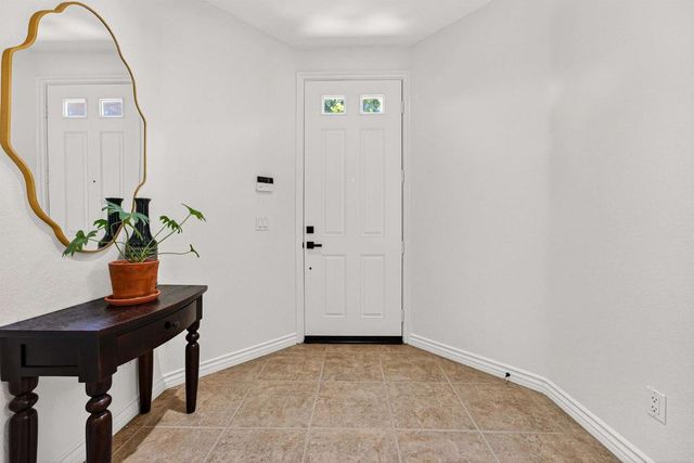 1656 Trenton Way, San Marcos, CA 92078