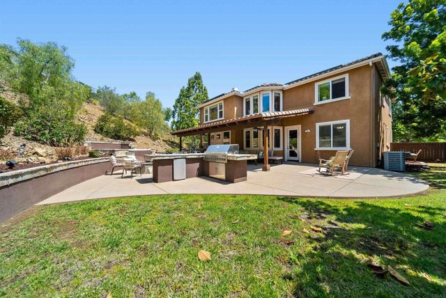 1656 Trenton Way, San Marcos, CA 92078
