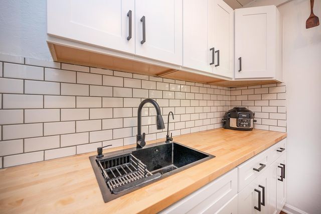 6141 Sweeney Rd, Somerset, CA 95684