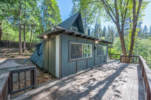 6141 Sweeney Rd, Somerset, CA 95684