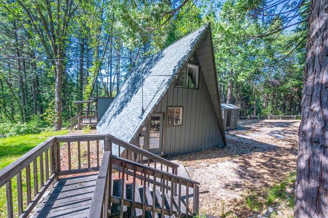 6141 Sweeney Rd, Somerset, CA 95684