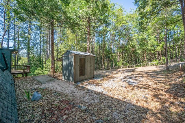 6141 Sweeney Rd, Somerset, CA 95684
