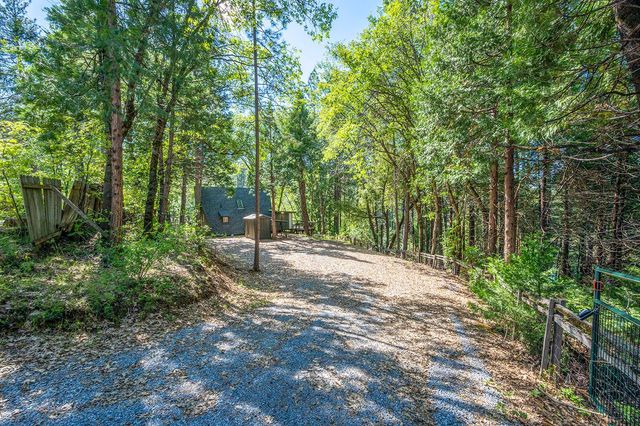 6141 Sweeney Rd, Somerset, CA 95684