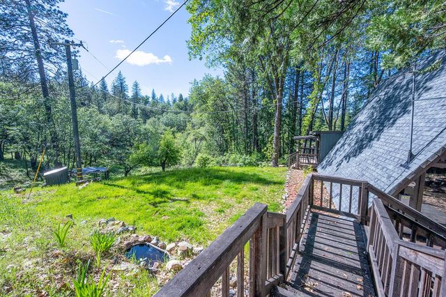 6141 Sweeney Rd, Somerset, CA 95684