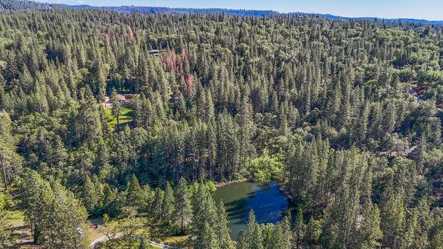 6141 Sweeney Rd, Somerset, CA 95684