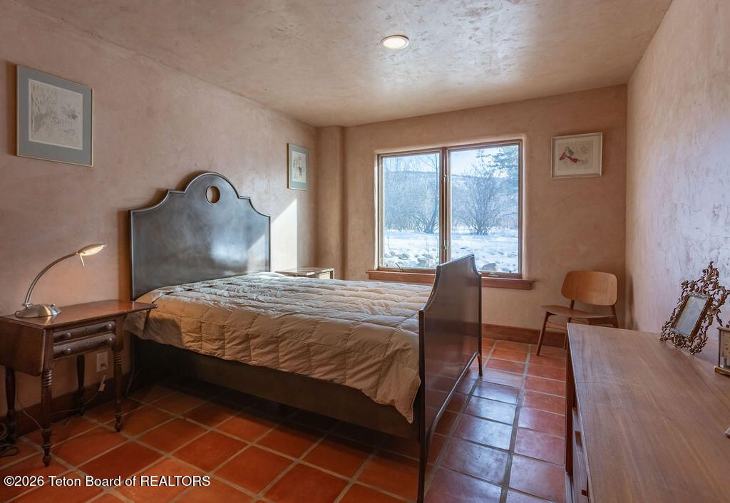 1935 LARSEN Lane, Alta, WY 83414 photo 22