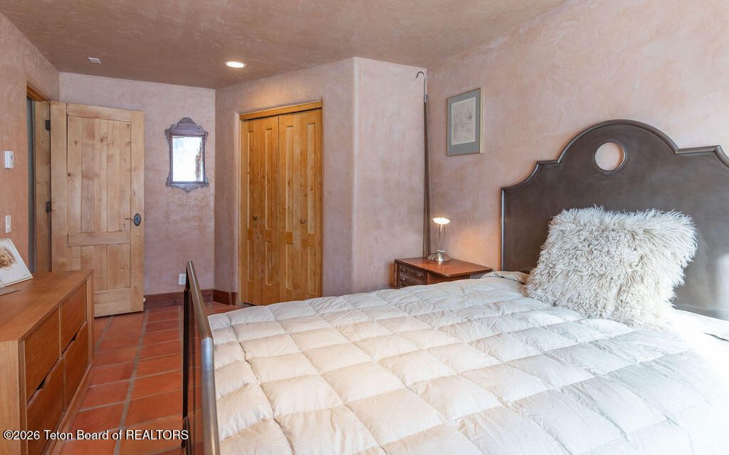 1935 LARSEN Lane, Alta, WY 83414 photo 23