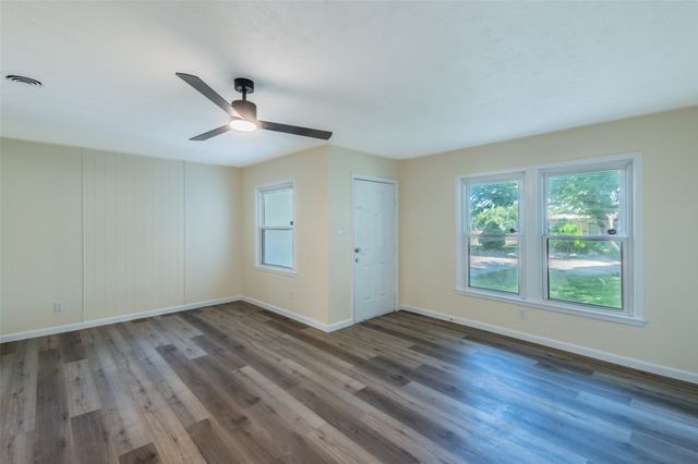 5400 Purington Avenue, Fort Worth, TX 76112