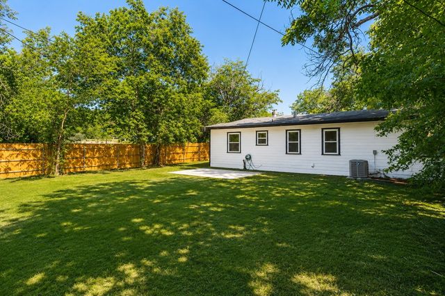 5400 Purington Avenue, Fort Worth, TX 76112
