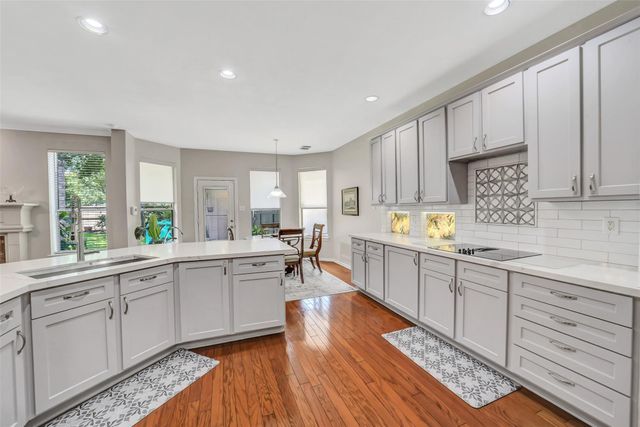 9706 Haven Crossing Court, Houston, TX 77065