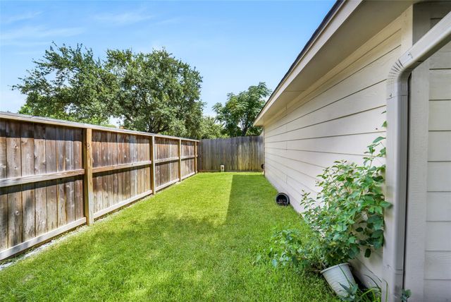 9706 Haven Crossing Court, Houston, TX 77065