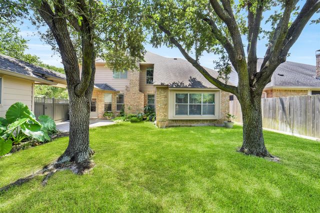 9706 Haven Crossing Court, Houston, TX 77065