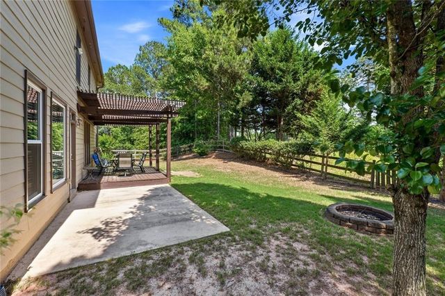 656 Bentleaf Drive, Dallas, GA 30132