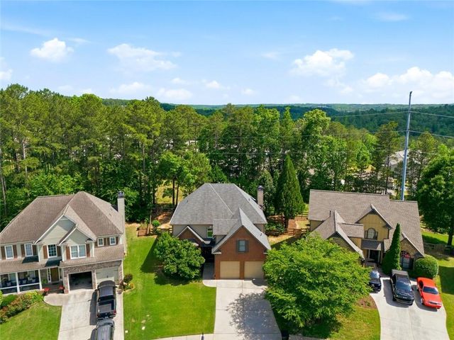 656 Bentleaf Drive, Dallas, GA 30132