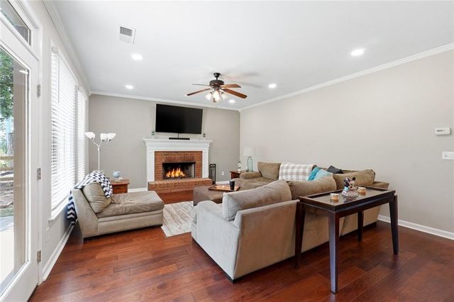 656 Bentleaf Drive, Dallas, GA 30132