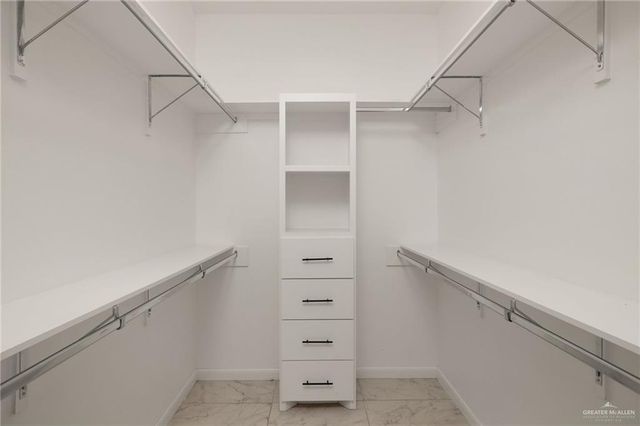 2115 N 32nd Street, Hidalgo, TX 78501